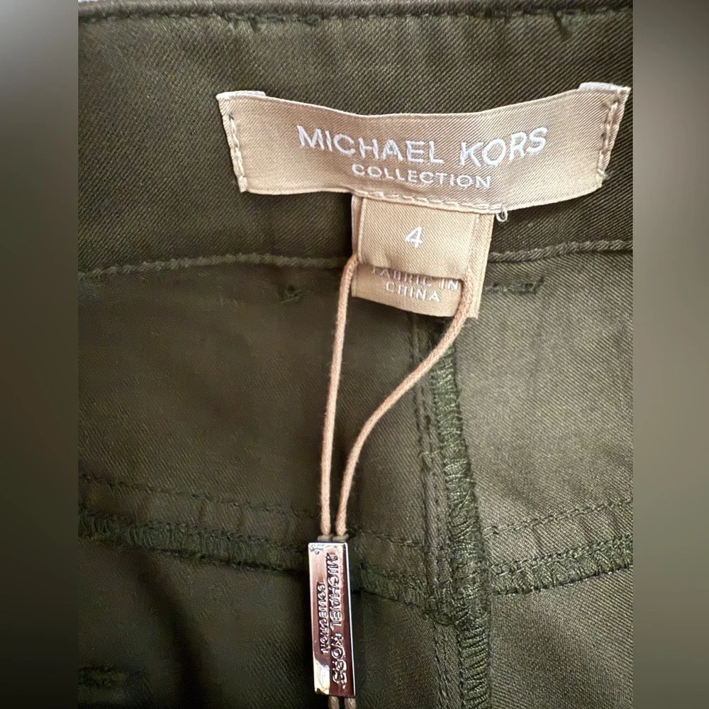 Michael Kors Collection - Spruce Cotton Crop Flare Cargo Pant - size 4 - NWT